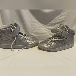 Adidas Ivy Park X Forum Mid 'Icy Park